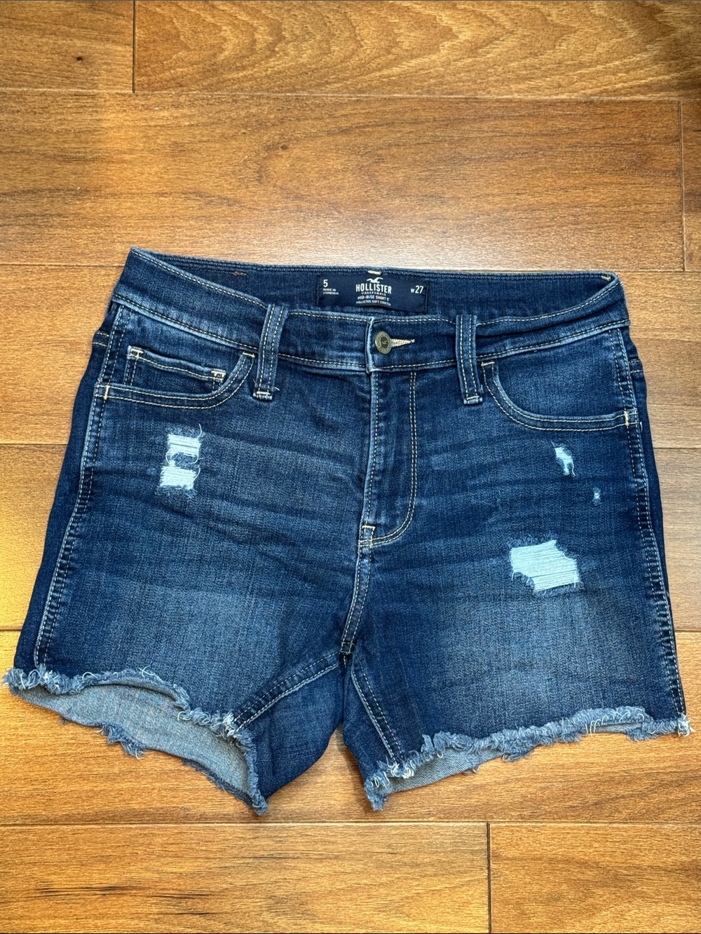 HOLLISTER Mid-Rise Dark Wash Shorts
